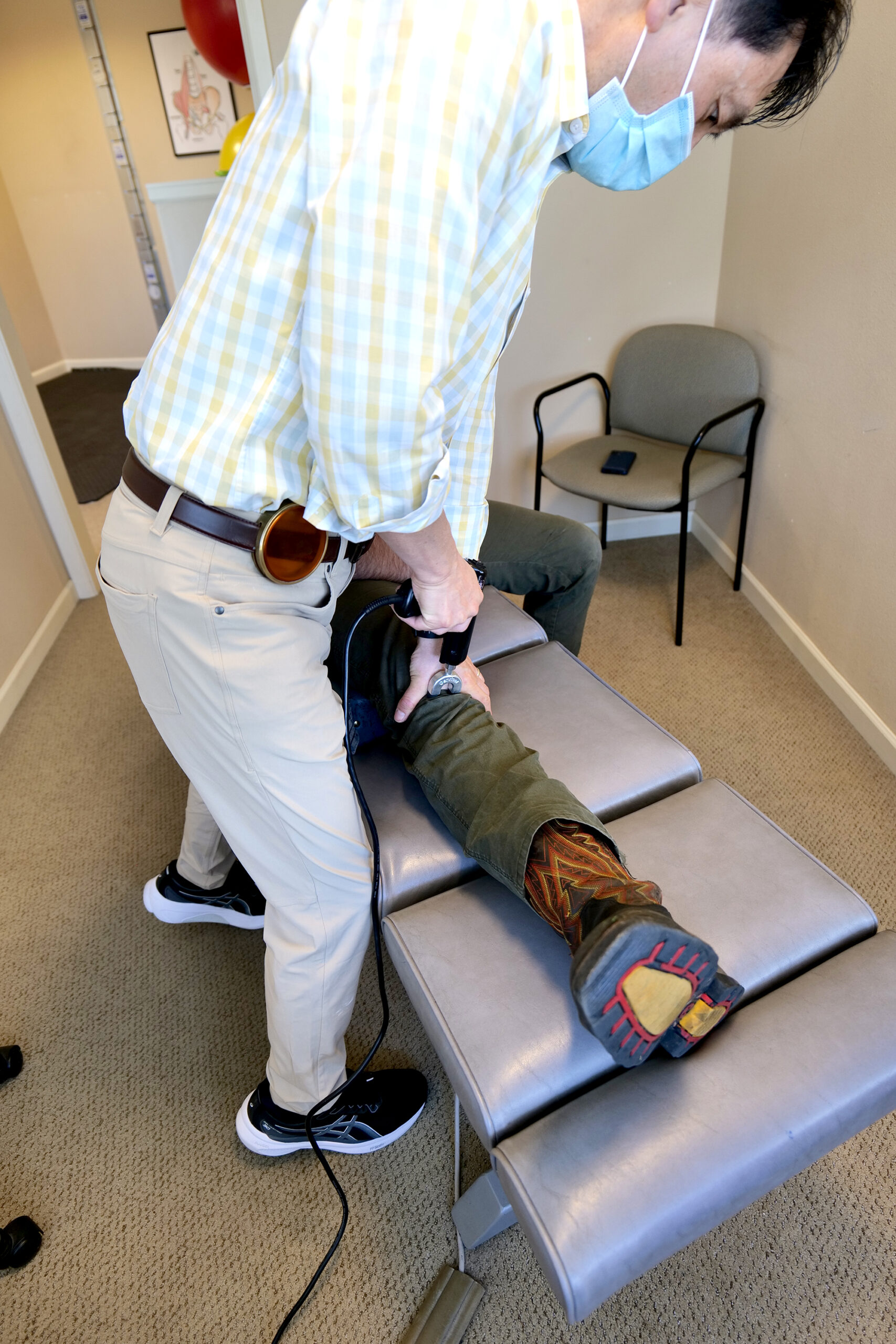 Knee Pain Chiropractor